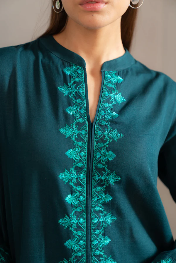 Arzu 2Pc Embroidered Khaddar Outfit - Image 2